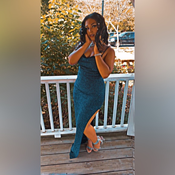 This is my blue prom dress from this year. - Picture 5 of 7